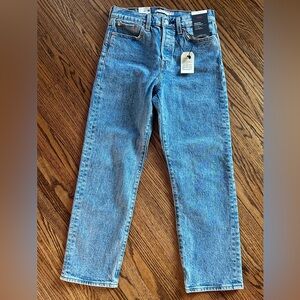 Levi's Women's Straight Denim Jeans NWT